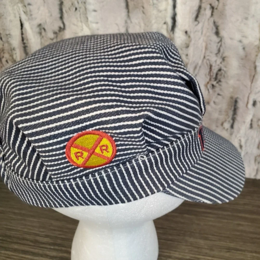 Thomas The Train 2009 'THOMAS' Blue Striped Embroidered Conductor Kids Hat‎ OS